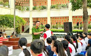 CHUYÊN ĐỀ KỸ NĂNG PHÒNG VỆ CHO HỌC SINH THCS: VỮNG VÀNG TRƯỚC NHỮNG NGUY CƠ THỜI ĐẠI SỐ 