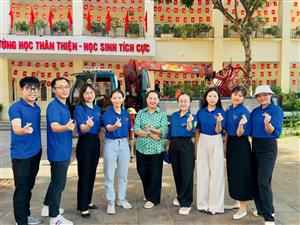 🌿 ĐOÀN VIÊN TRƯỜNG THCS DỊCH VỌNG TÍCH CỰC THAM GIA LỄ RA QUÂN TỔNG VỆ SINH MÔI TRƯỜNG TRÊN ĐỊA BÀN PHƯỜNG CẦU GIẤY 🌿
