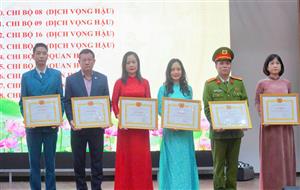 🎉🏅ĐẢNG BỘ TRƯỜNG THCS DỊCH VỌNG VINH DỰ ĐƯỢC KHEN THƯỞNG “HOÀN THÀNH XUẤT SẮC NHIỆM VỤ” TIÊU BIỂU NĂM 2025 🏅