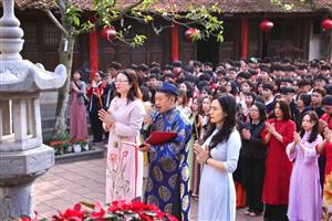 🛕✍️ HỌC SINH KHỐI 9 TRƯỜNG THCS DỊCH VỌNG VÀ HÀNH TRÌNH TRẢI NGHIỆM ĐẶC BIỆT 🛕✍️