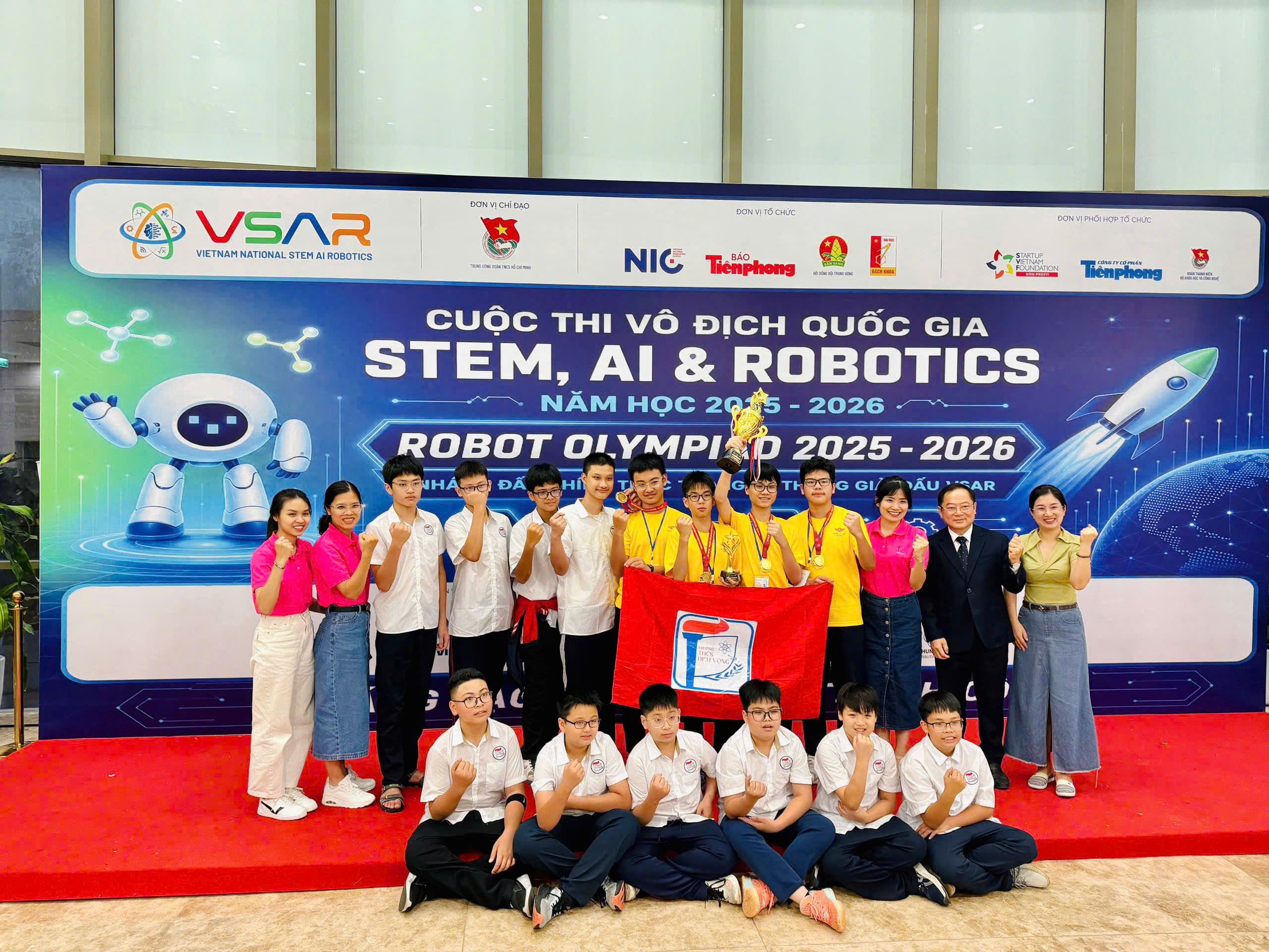 🤖🏆 THCS DỊCH VỌNG GIÀNH SIÊU CÚP VÔ ĐỊCH QUỐC GIA STEM, AI VÀ ROBOTICS 2025 – 2026 🤖🏆